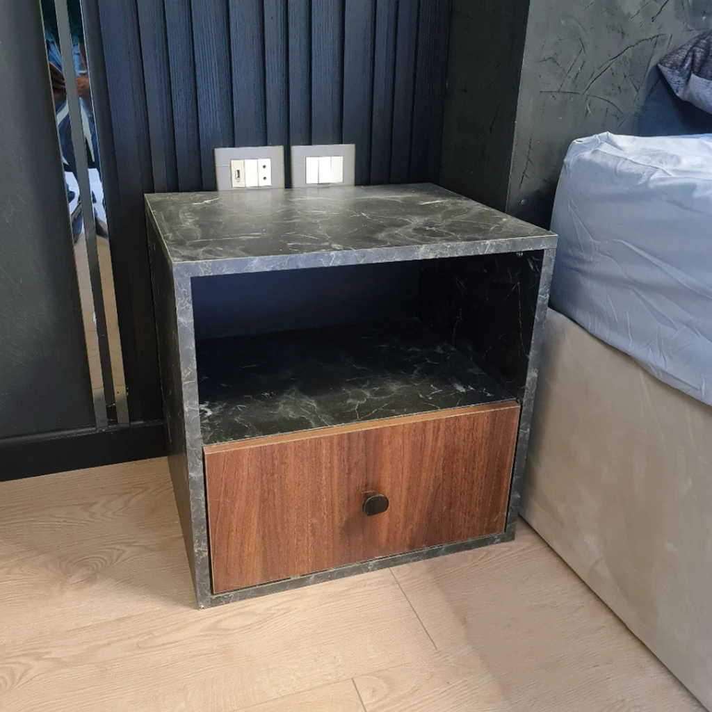 Qubo Nightstand