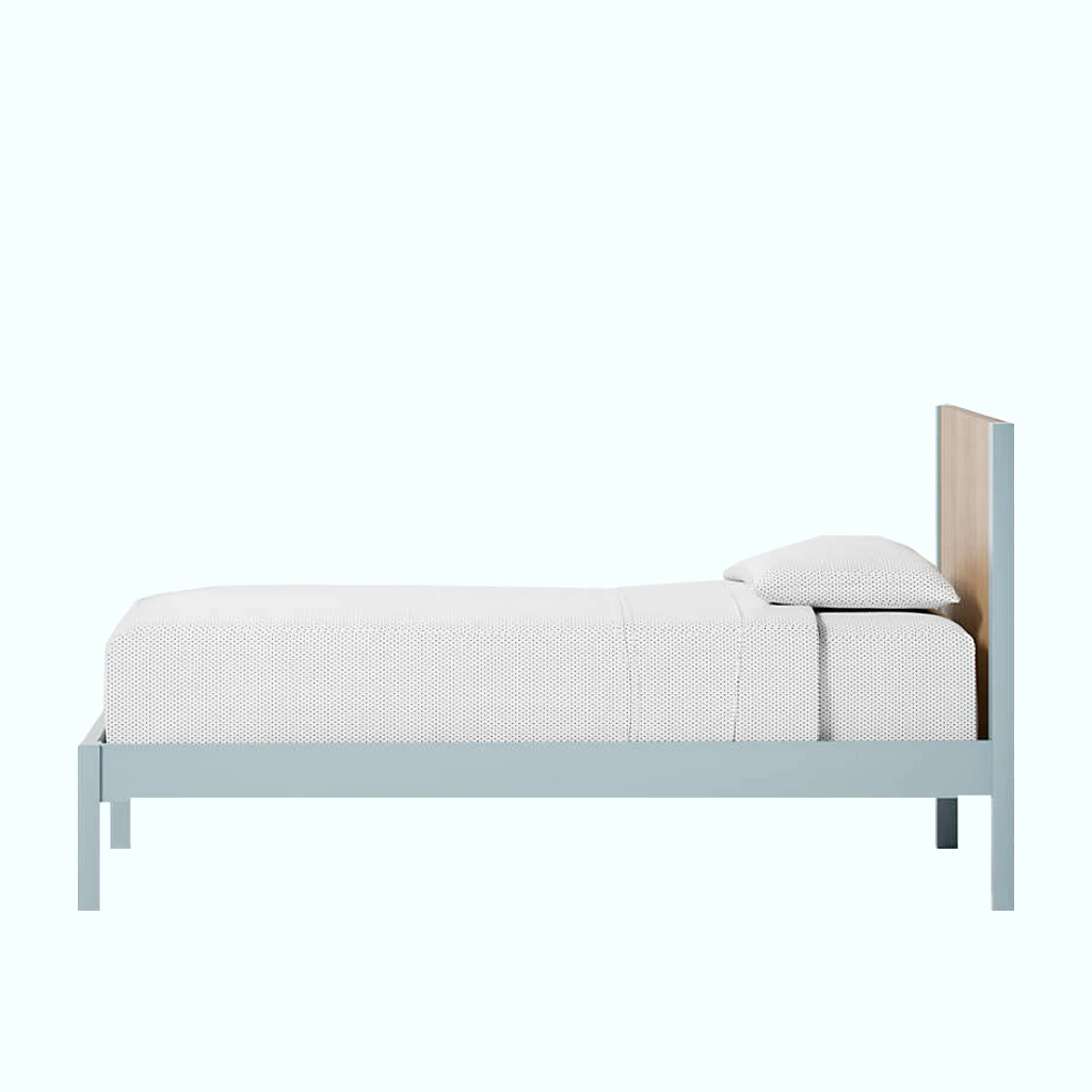 Kids Bed - Beech - Baby Blue 03.png
