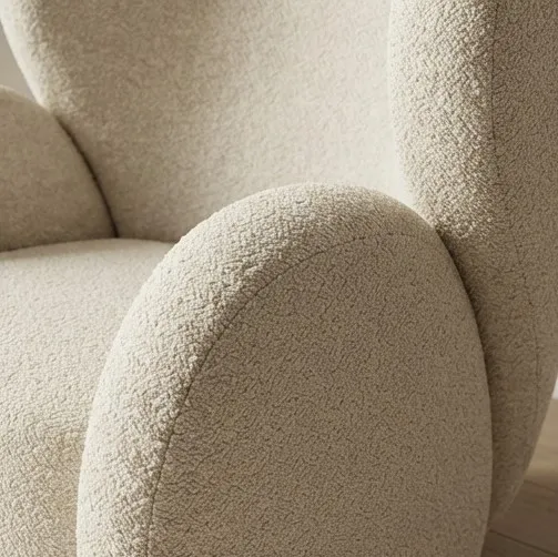 Hol Armchair3.webp