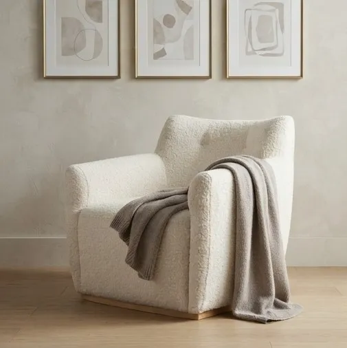 Laurie Armchair2.webp