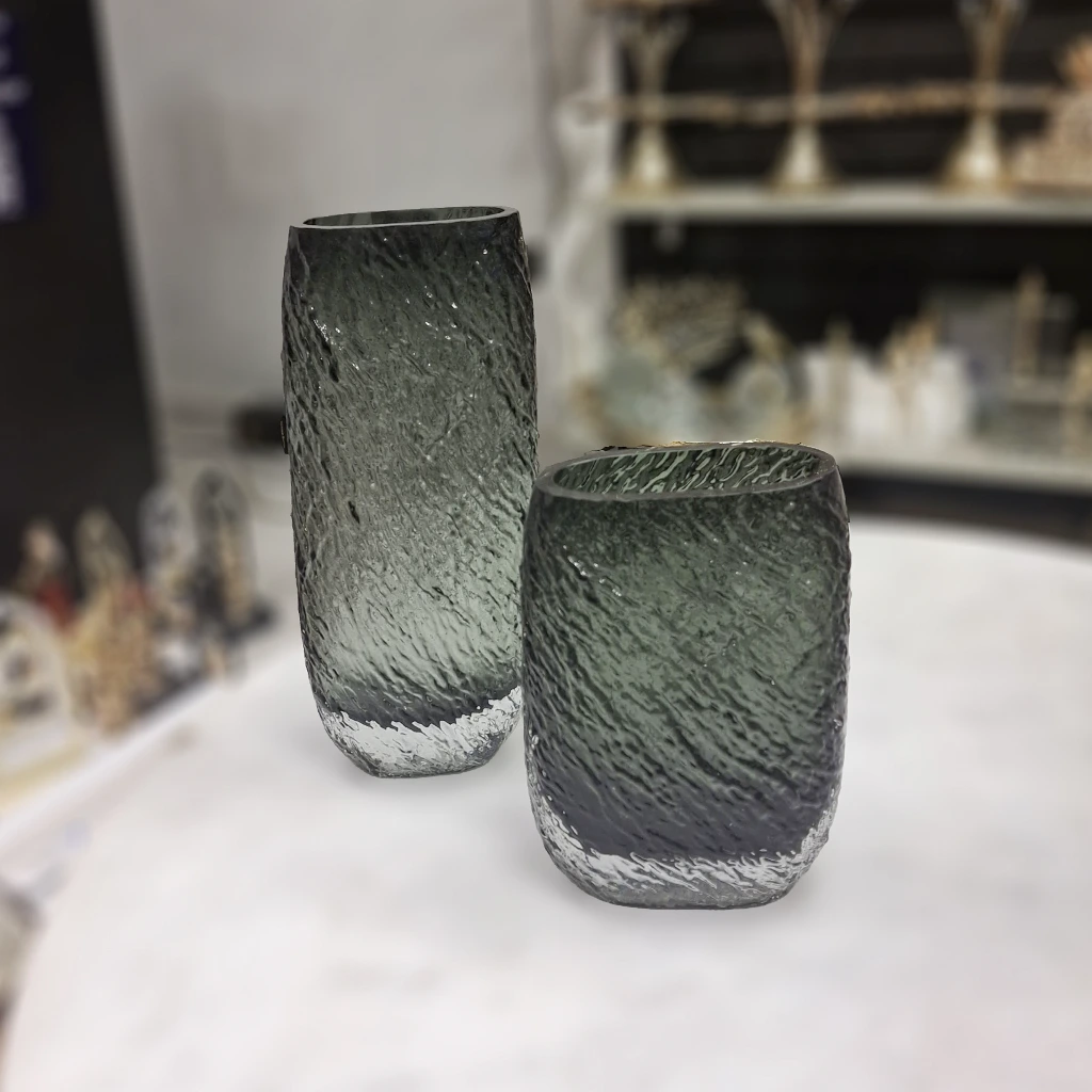 Arlo%20Vase%20%28M%29