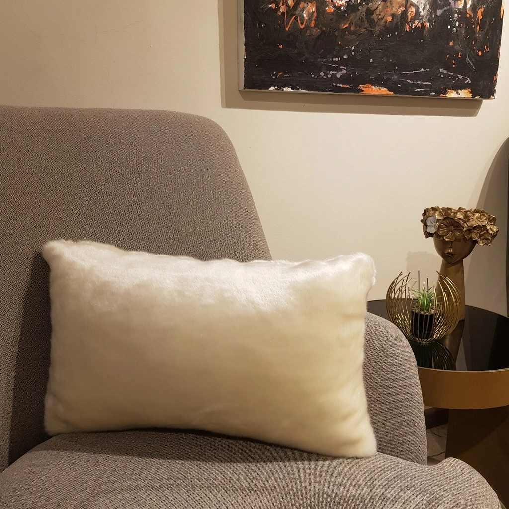 Rectangular%20Cushion%20-%20Furs%20-%20Beige