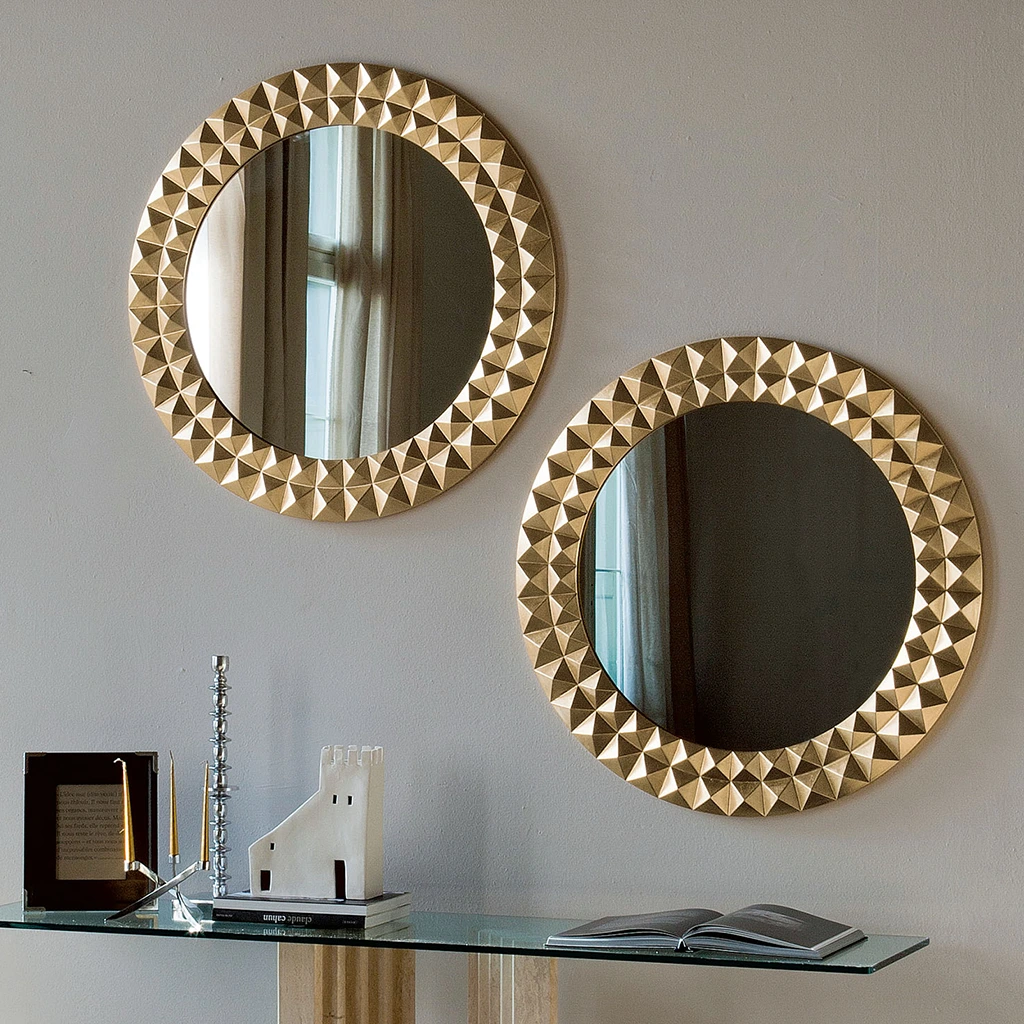 Circled%20Mirror%20-%20Wooden%20Frame
