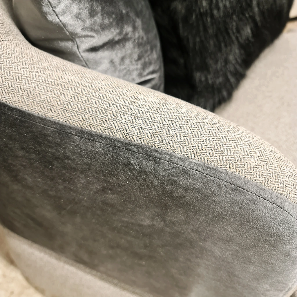 Armchair%20-%20Linen%20and%20Velvet%20-%20Gray%20and%20Dark%20Gray
