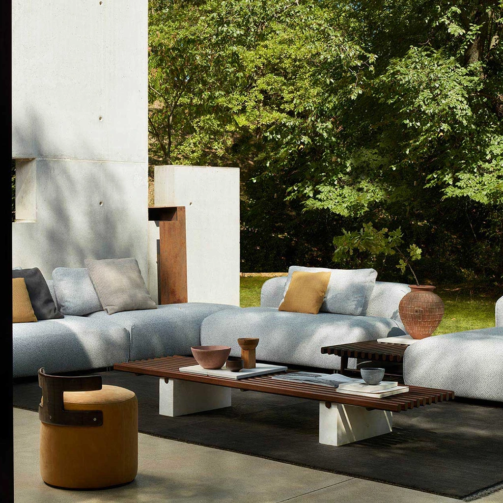 Pouf%20-%20Leather%20-%20Gray