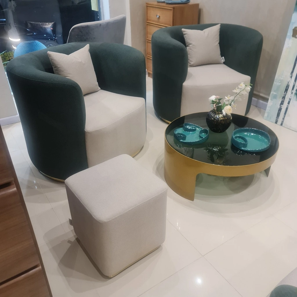 Riva%20Full%20set%20%2B%20Coffee%20Table%20%2B%202%20Poufs